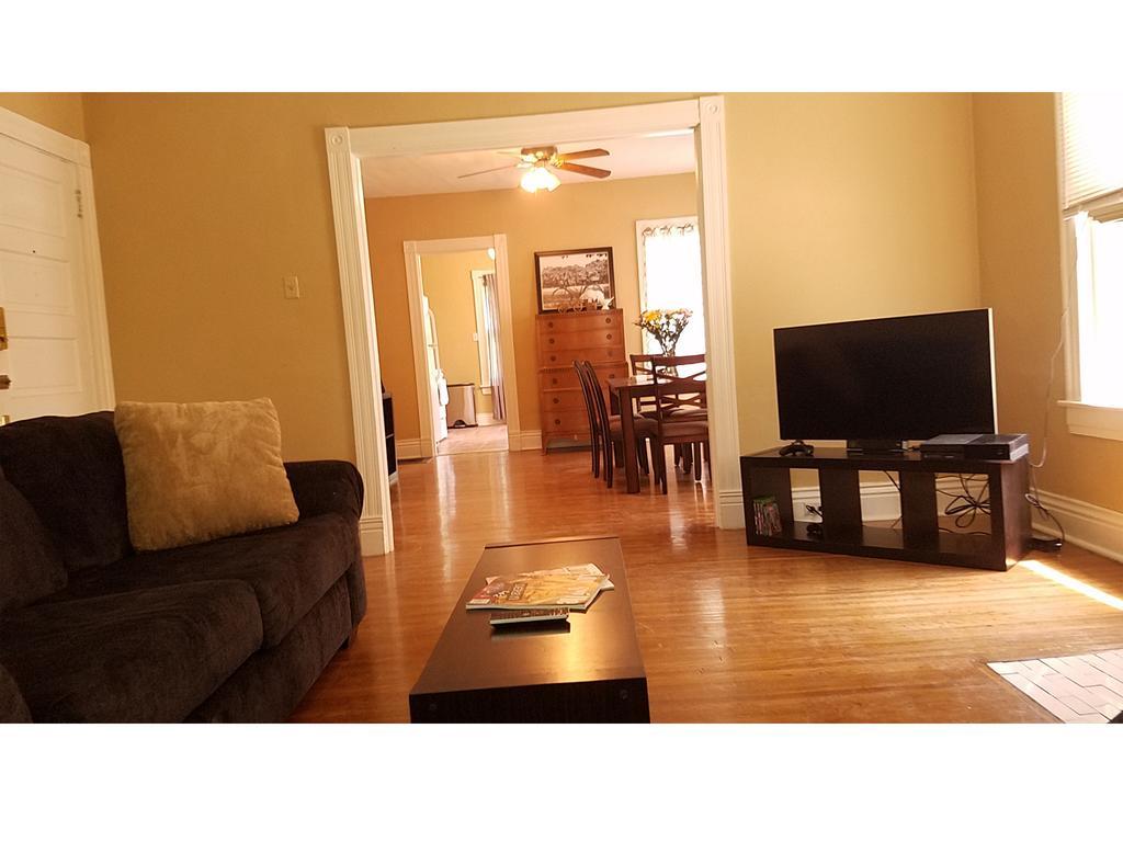 The B Apartment Louisville Exterior photo